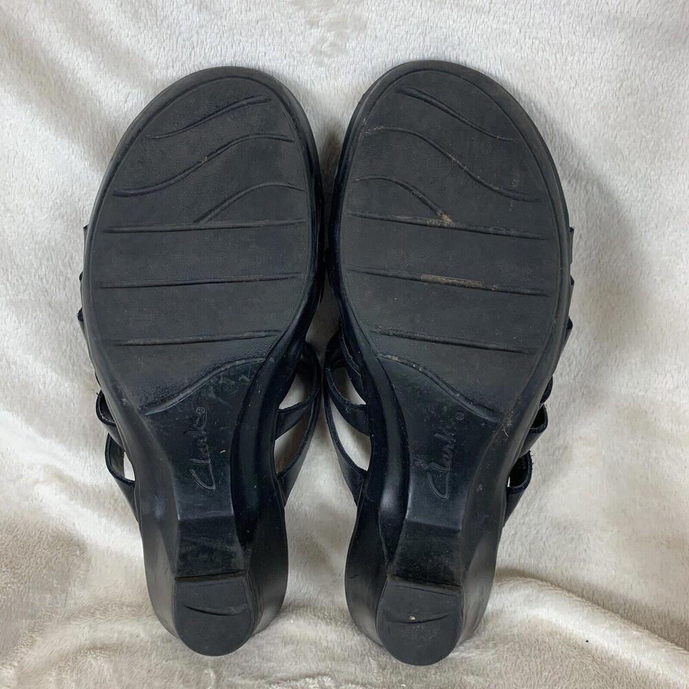 Clarks Bendables Womens 7M Slides Sandals Black Strappy Wedge Leather Slip On - Picture 4 of 11